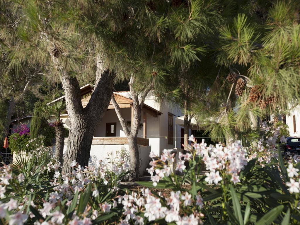 Casa Con Verande Sul Mare A 2 Minuti A Piedi Dalla Spiaggia Custonaci Zimmer foto